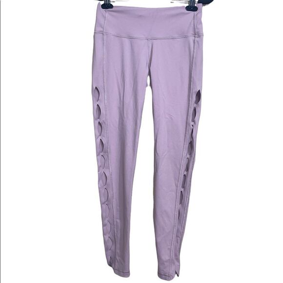 Victoria’s Secret knockout leggings open cutout side - Picture 2 of 8